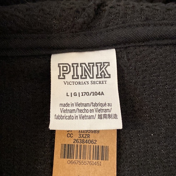 PINK Sherpa Size L brand new with tags size L length 28” bust 42” - Picture 3 of 16